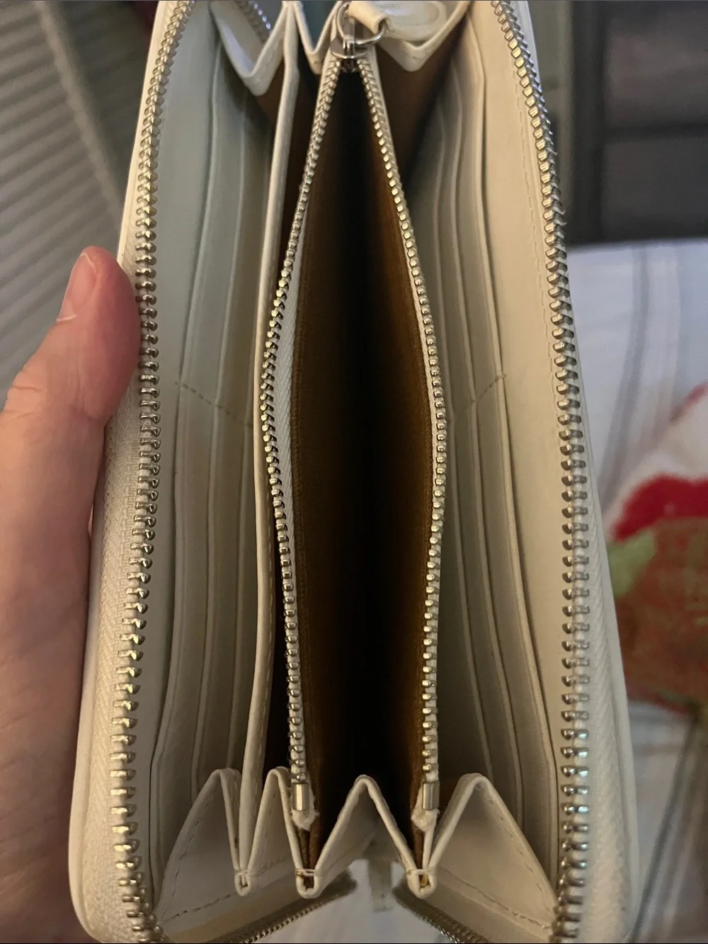 Ralph Lauren White Leather Women's Zip around wallet